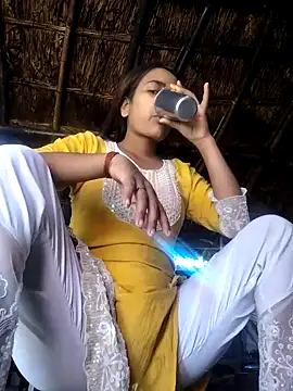 indiancute43 online show from April 2026 02:19:01 AM