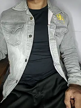 HARSHHU01 online show from January 2026 04:47:02 PM