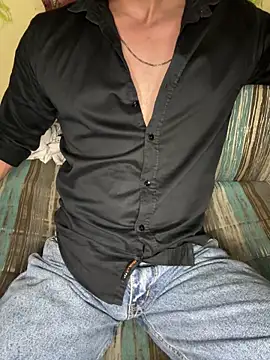 HARSHHU01 online show from September 2025 05:42:02 PM