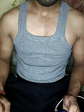 HARSHHU01 online show from October 2025 04:40:02 PM