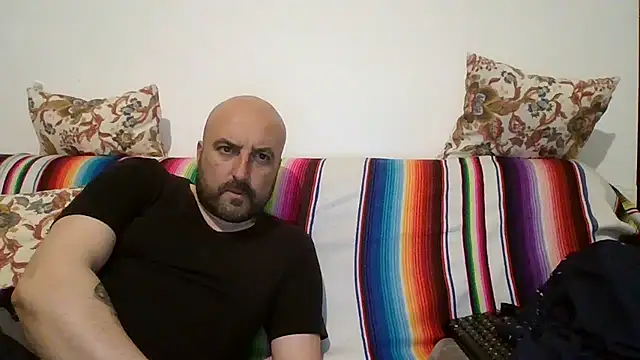 maxxxio12 online show from April 2026 06:46:01 PM