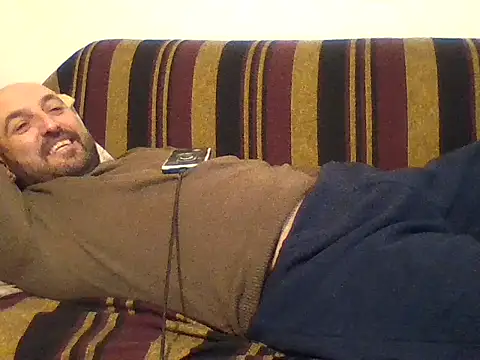 maxxxio12 online show from March 2025 06:28:01 PM