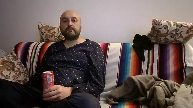 maxxxio12 online show from April 2026 07:18:01 PM