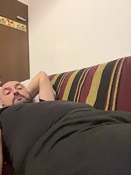 maxxxio12 online show from March 2025 06:52:01 PM