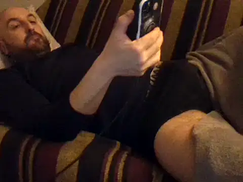 maxxxio12 online show from March 2025 07:06:02 PM