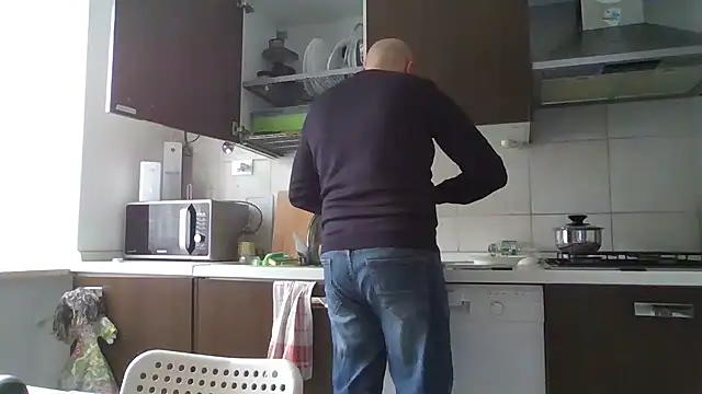 maxxxio12 online show from March 2026 12:09:02 PM