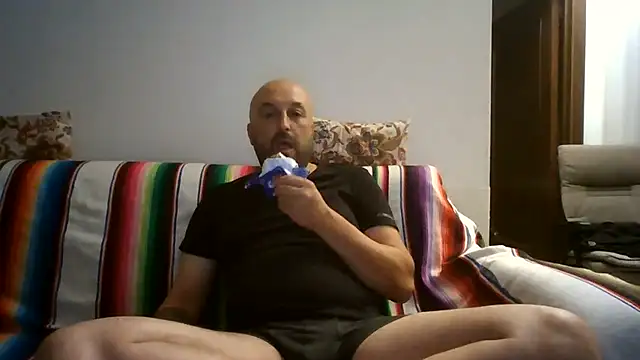 Snapshot of maxxxio12 chatting on July 2026 09:11:01 PM maxxxio12 online show from July 2026 09:11:01 PM