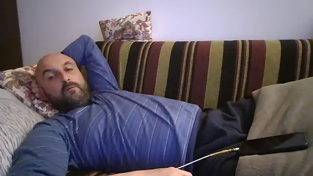 maxxxio12 online show from April 2026 07:49:01 PM