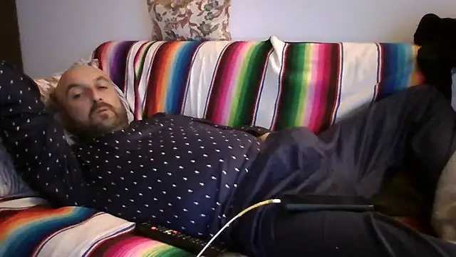 maxxxio12 online show from April 2026 07:58:02 PM