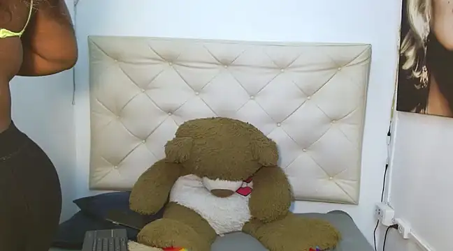 Zoe ebony74 online show from March 2025 07:17:01 PM