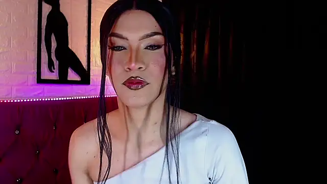 agatha rodriguez online show from April 2026 01:46:01 PM