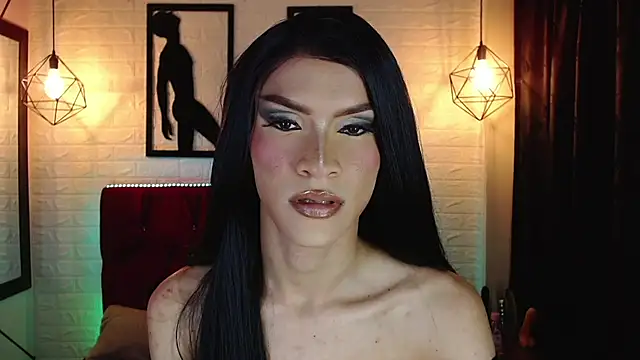 agatha rodriguez online show from October 2025 01:45:01 PM