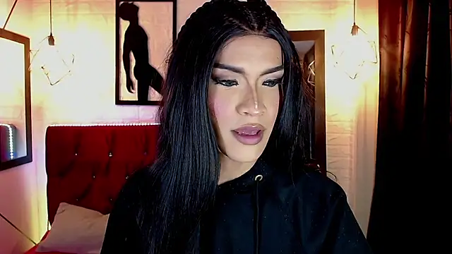 agatha rodriguez online show from November 2025 01:44:02 PM