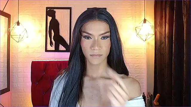 agatha rodriguez online show from October 2025 01:47:02 PM