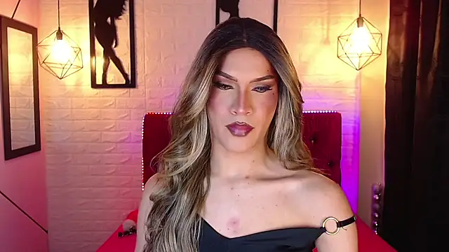agatha rodriguez online show from May 2026 01:45:01 AM