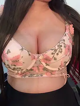 Snapshot of yours_chahat chatting on March 2026 05:31:02 PM yours chahat online show from March 2026 05:31:02 PM