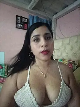 L ucero online show from March 2025 04:19:01 AM
