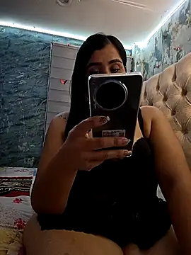 L ucero online show from September 2025 04:00:01 AM