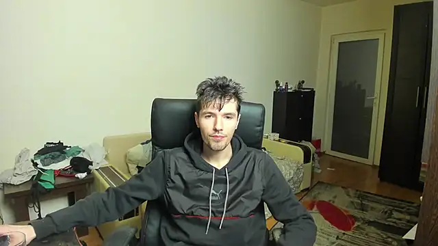 Snapshot of JustinPorno chatting on September 2025 04:20:02 PM JustinPorno online show from September 2025 04:20:02 PM