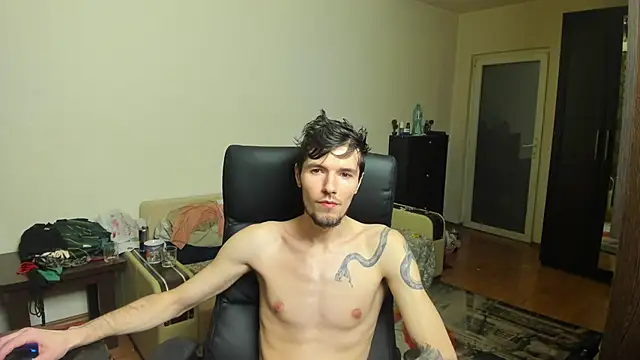 Snapshot of JustinPorno chatting on October 2025 10:09:02 PM JustinPorno online show from October 2025 10:09:02 PM