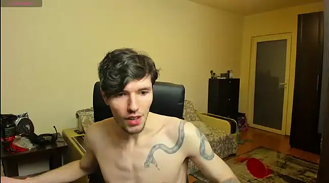 Snapshot of JustinPorno chatting on March 2025 06:36:01 AM JustinPorno online show from March 2025 06:36:01 AM