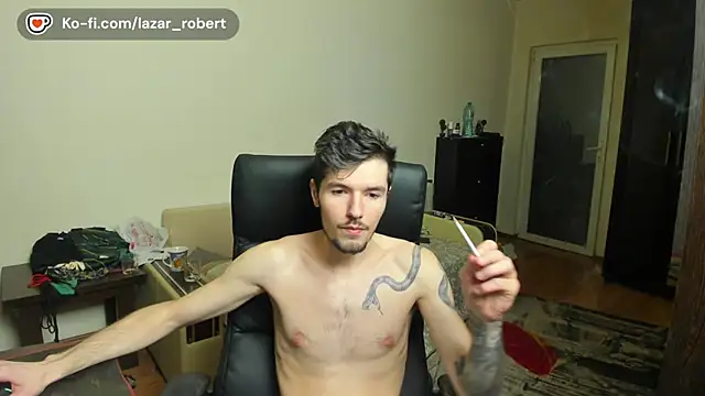 Snapshot of JustinPorno chatting on October 2025 07:15:02 PM JustinPorno online show from October 2025 07:15:02 PM