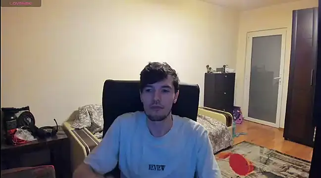 Snapshot of JustinPorno chatting on March 2025 04:19:01 AM JustinPorno online show from March 2025 04:19:01 AM