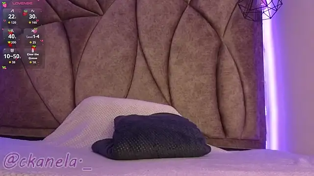 Kanela miller  online show from November 2025 12:59:02 PM