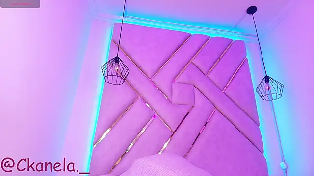 Kanela miller  online show from October 2025 12:28:01 PM