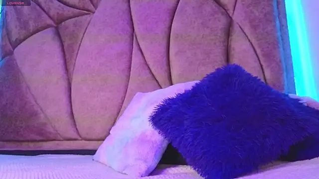 Snapshot of Kanela_miller_ chatting on May 2026 12:24:02 PM Kanela miller online show from May 2026 12:24:02 PM