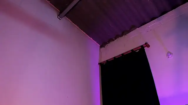 adara evanss online show from February 2026 11:57:01 PM