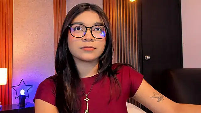 Abby sinss online show from December 2025 08:01:01 PM