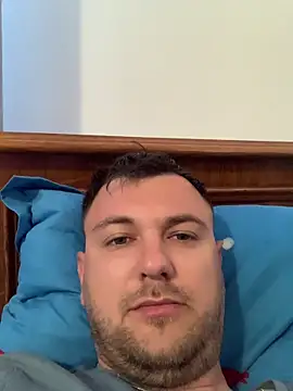 hugedickedd online show from May 2026 05:16:02 AM