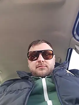 hugedickedd online show from March 2026 08:26:02 AM