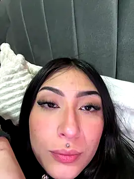 Lilith Thompson online show from October 2025 04:47:02 AM