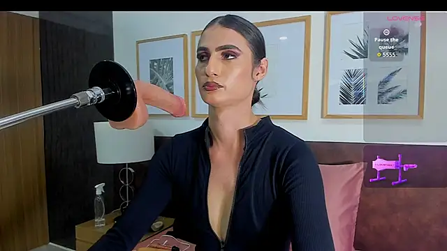 Snapshot of shantall_skinny chatting on October 2025 03:52:01 AM shantall skinny online show from October 2025 03:52:01 AM