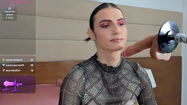 shantall skinny online show from November 2025 03:32:02 AM