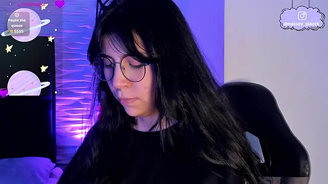 Snapshot of Melody_Black_ chatting on February 2026 08:04:01 PM Melody Black online show from February 2026 08:04:01 PM