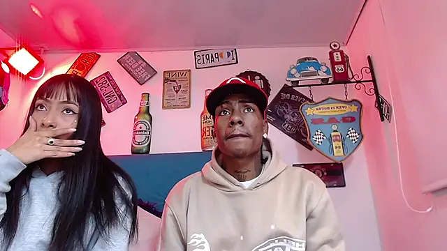 lili roussi online show from November 2025 12:32:02 AM