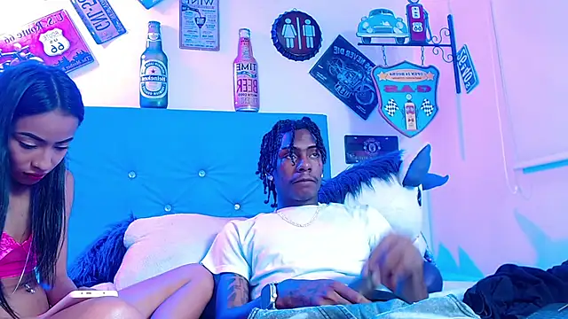 lili roussi online show from October 2025 01:06:02 AM