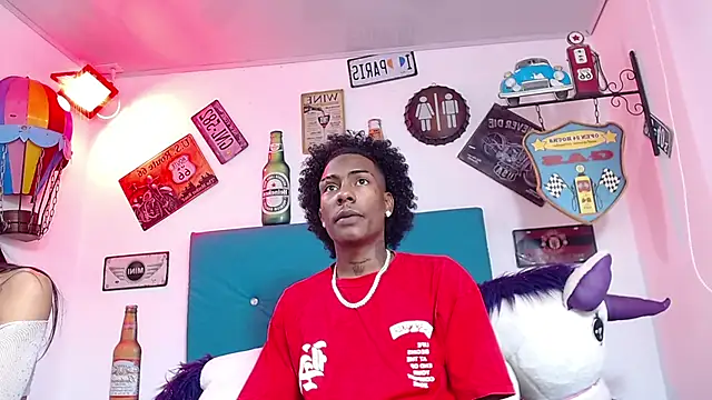 lili roussi online show from December 2025 09:50:02 PM