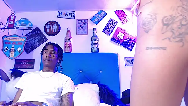 lili roussi online show from October 2025 12:21:02 AM