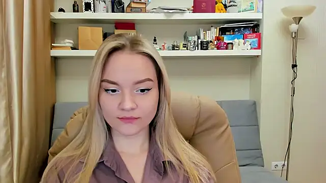 Snapshot of Kara_Smith_ chatting on March 2025 11:58:01 PM Kara Smith online show from March 2025 11:58:01 PM