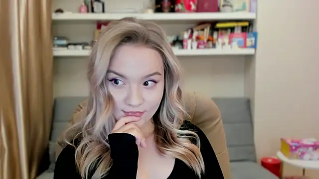 Kara Smith  online show from March 2026 11:49:01 PM