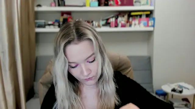 Kara Smith  online show from July 2026 10:31:02 PM
