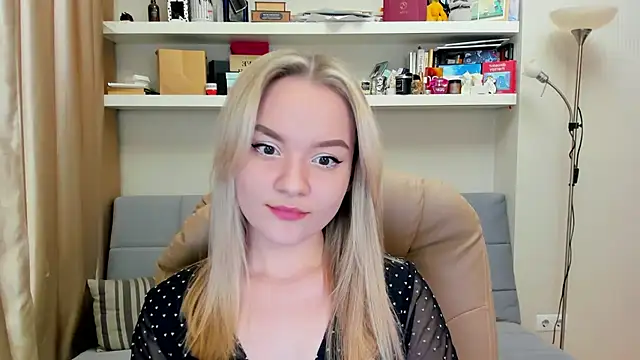 Snapshot of Kara_Smith_ chatting on February 2025 10:20:02 PM Kara Smith online show from February 2025 10:20:02 PM