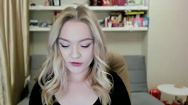 Kara Smith  online show from February 2026 11:51:01 PM