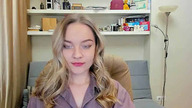 Snapshot of Kara_Smith_ chatting on January 2025 11:02:01 PM Kara Smith online show from January 2025 11:02:01 PM