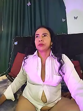 Snapshot of AlexaNovoa_ chatting on November 2025 11:52:01 PM AlexaNovoa online show from November 2025 11:52:01 PM