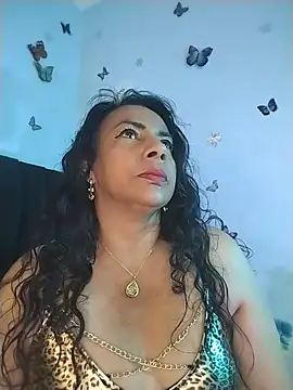 AlexaNovoa  online show from May 2026 01:44:02 AM